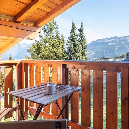 Mathilde Les Coches Saturday Changeover シャレー *