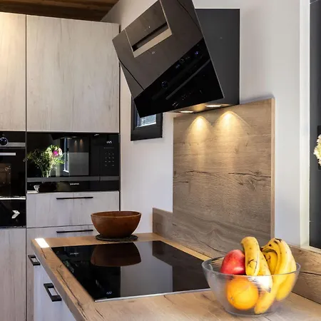 Mathilde Les Coches Saturday Changeover